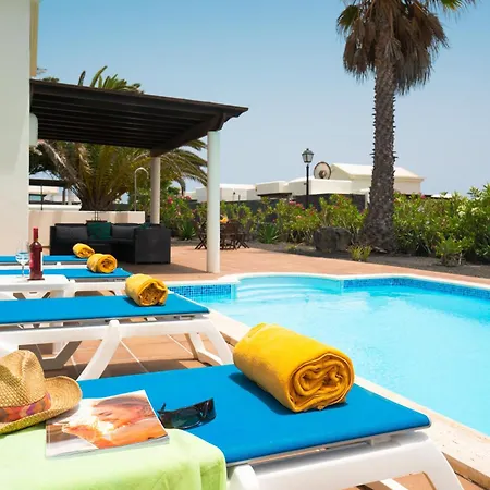 Dora פלאיה בלנקה